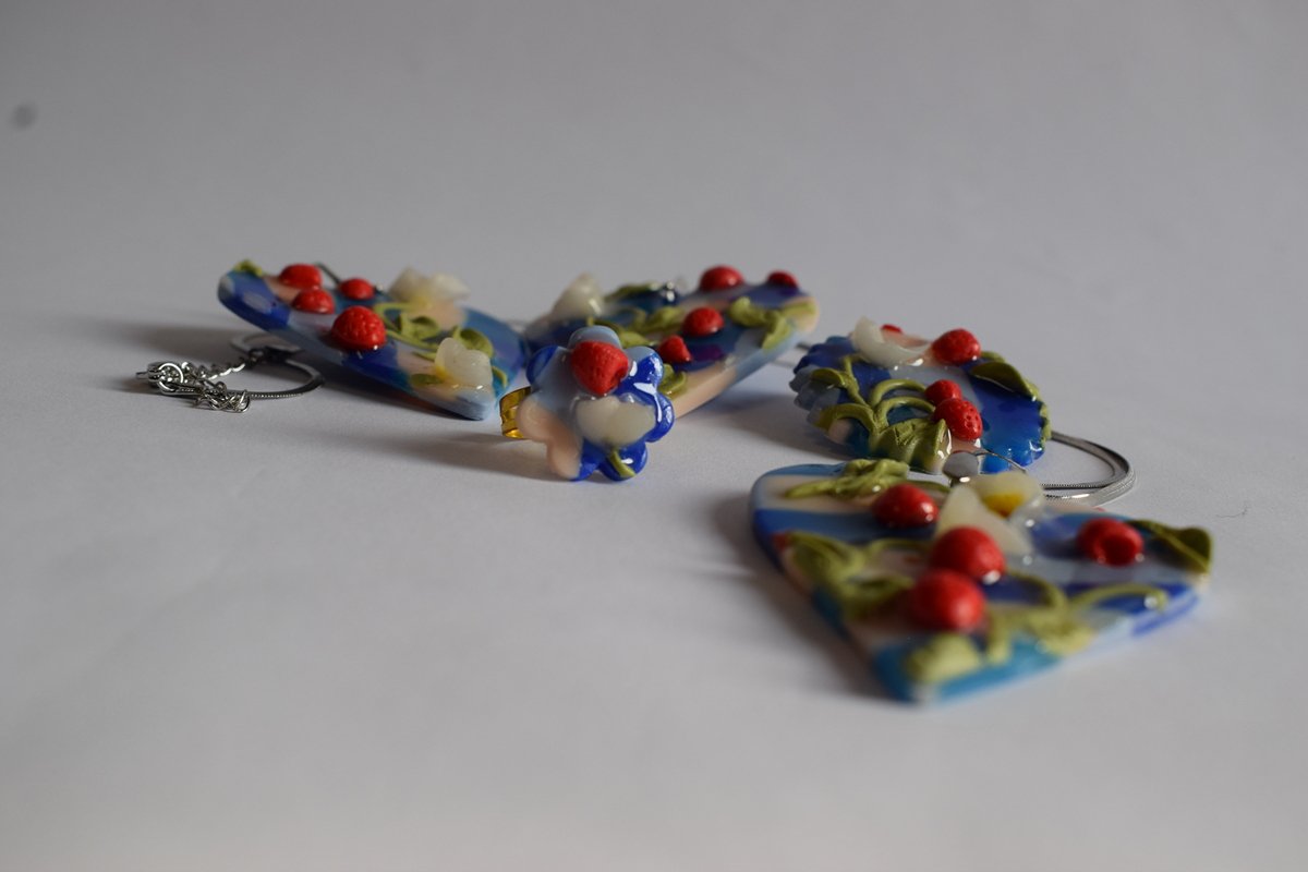 Сет „Јагодова Бајка“ – накит